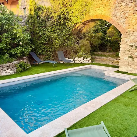 Le Jardin De Grignan شقة *